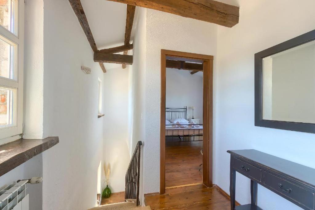 Villa Olivetta - Istrische Villa mit Meerblick nahe Porec Barat  Exterior foto