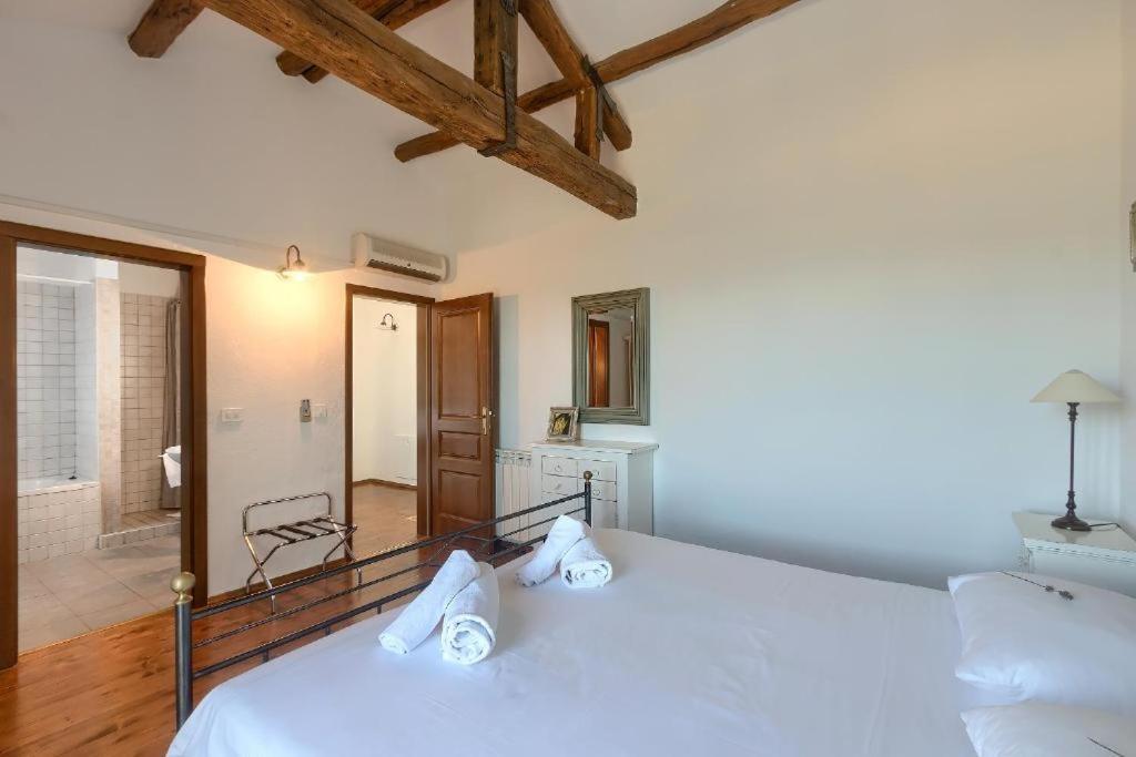 Villa Olivetta - Istrische Villa mit Meerblick nahe Porec Barat  Exterior foto