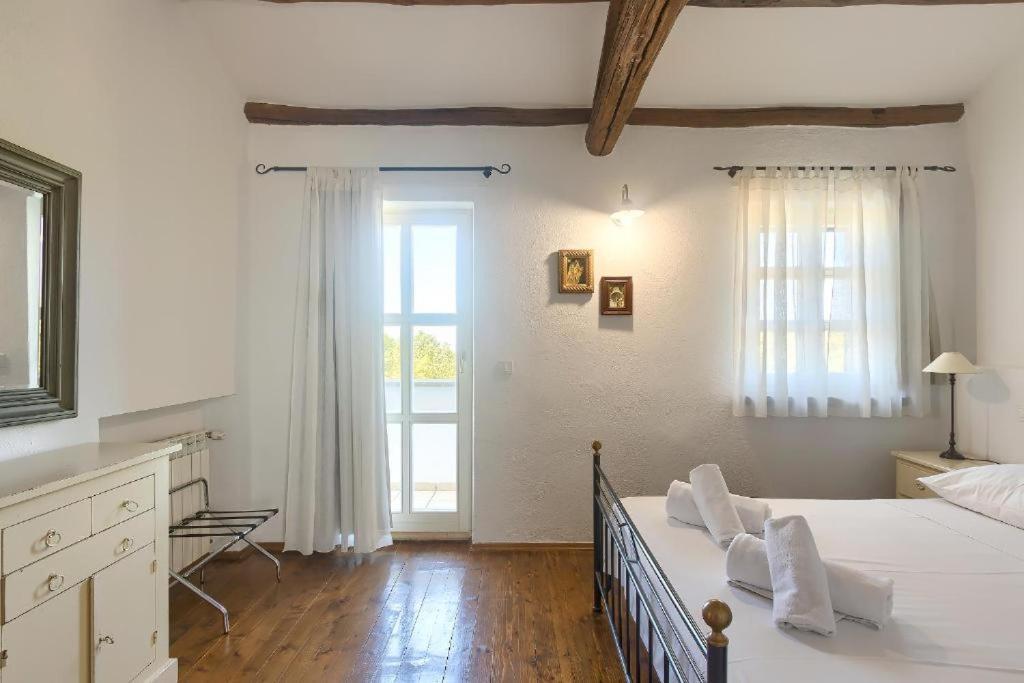 Villa Olivetta - Istrische Villa mit Meerblick nahe Porec Barat  Exterior foto